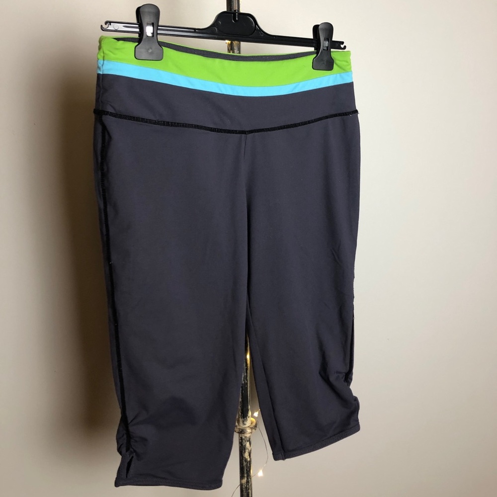 Short leggings